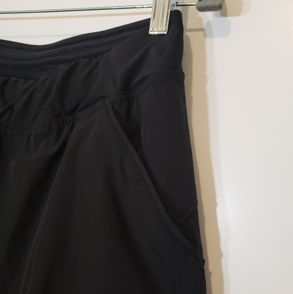 Lands' End Size 9 Black Swim Suit Shorts Lined Elastic Waist Mesh Pockets L - Picture 5 of 12